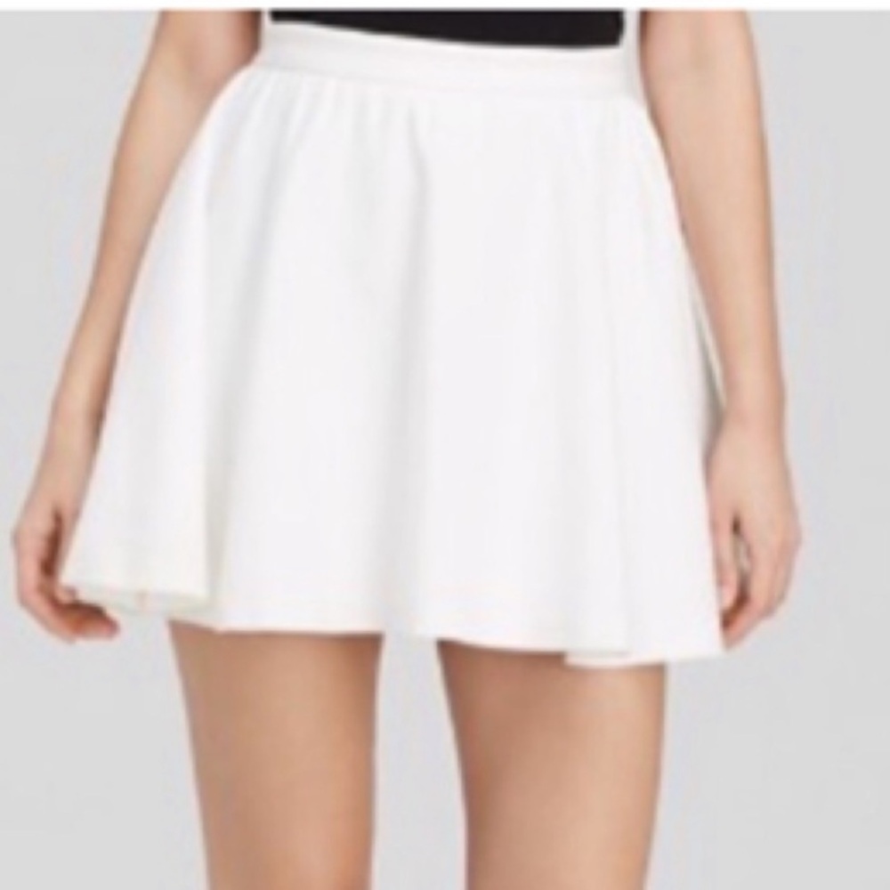 Alice + Olivia White Employed Circle Skater Mini Skirt